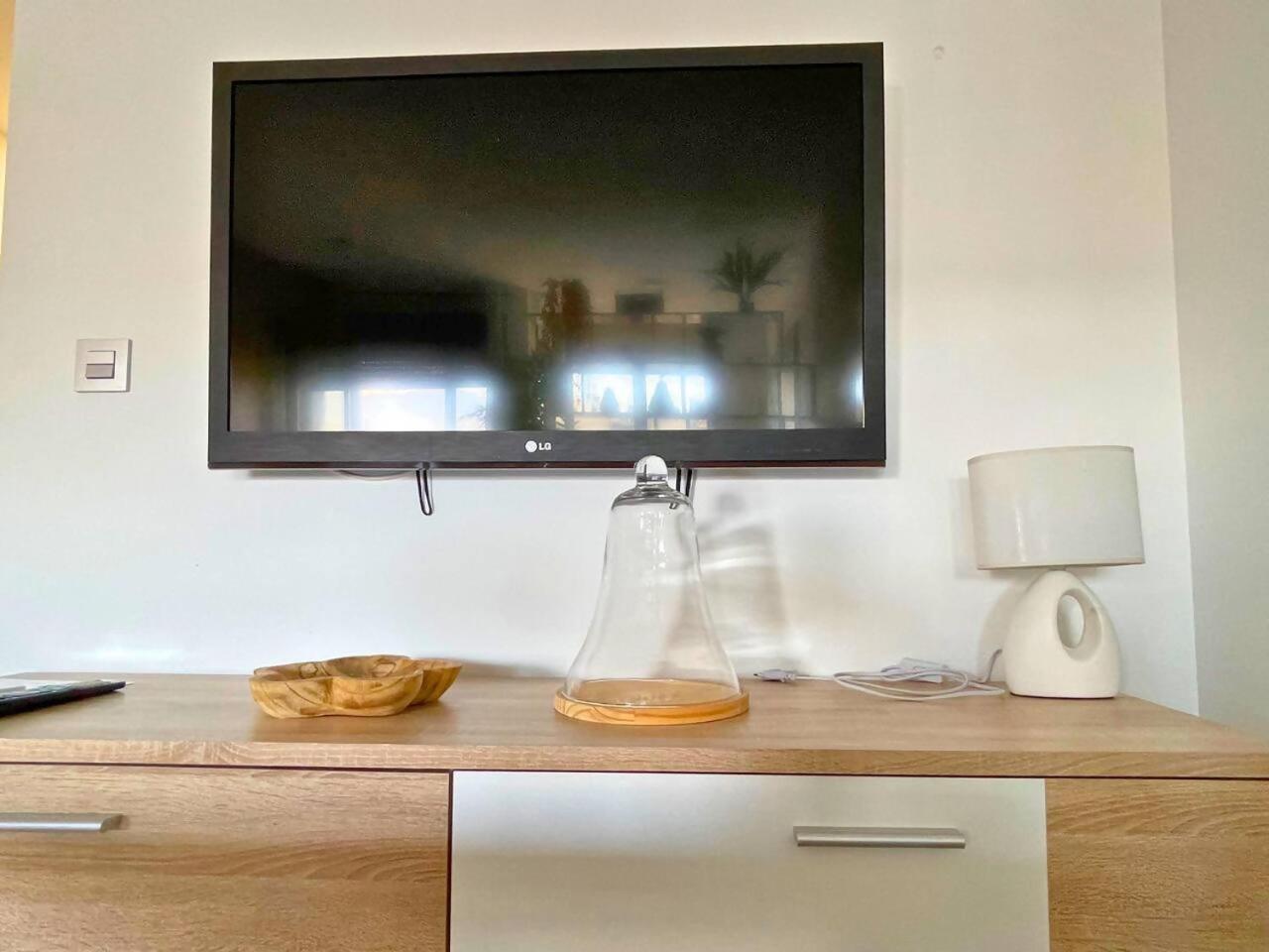Home4U Apartamento Con Cochera Granada Dış mekan fotoğraf