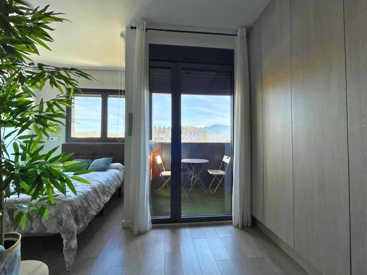 Home4U Apartamento Con Cochera Granada Dış mekan fotoğraf
