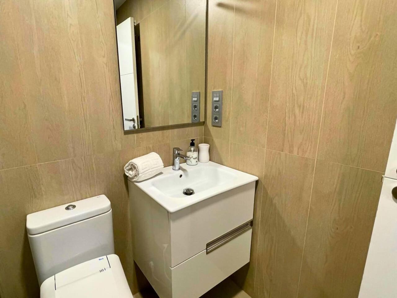 Home4U Apartamento Con Cochera Granada Dış mekan fotoğraf