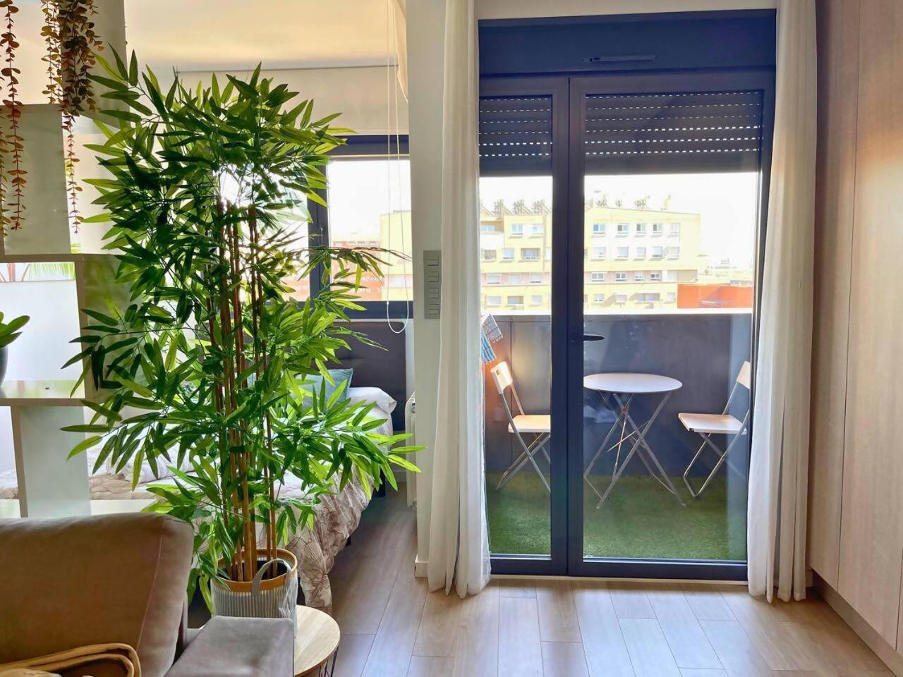 Home4U Apartamento Con Cochera Granada Dış mekan fotoğraf